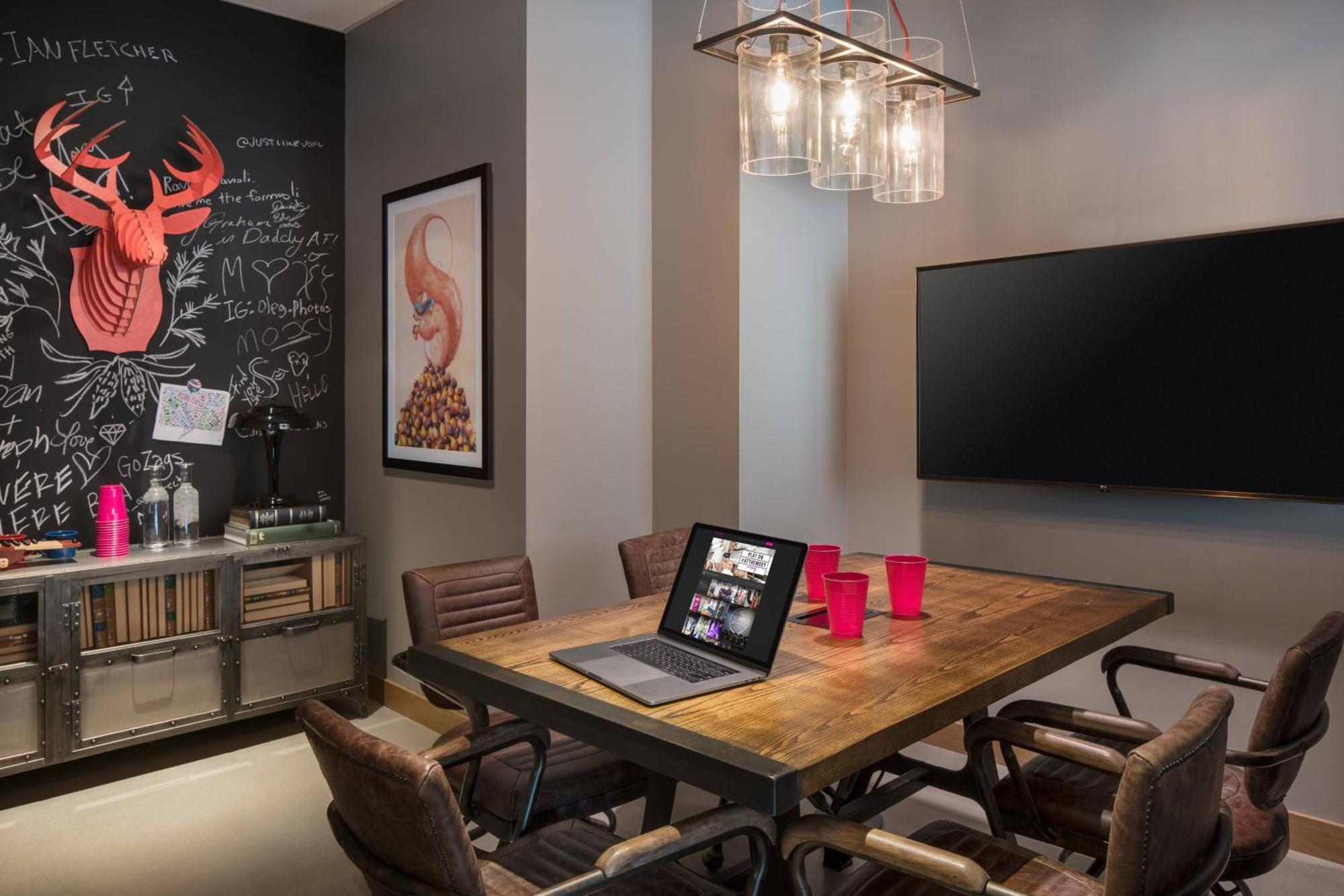 Hotel Moxy Seattle Downtown Extérieur photo